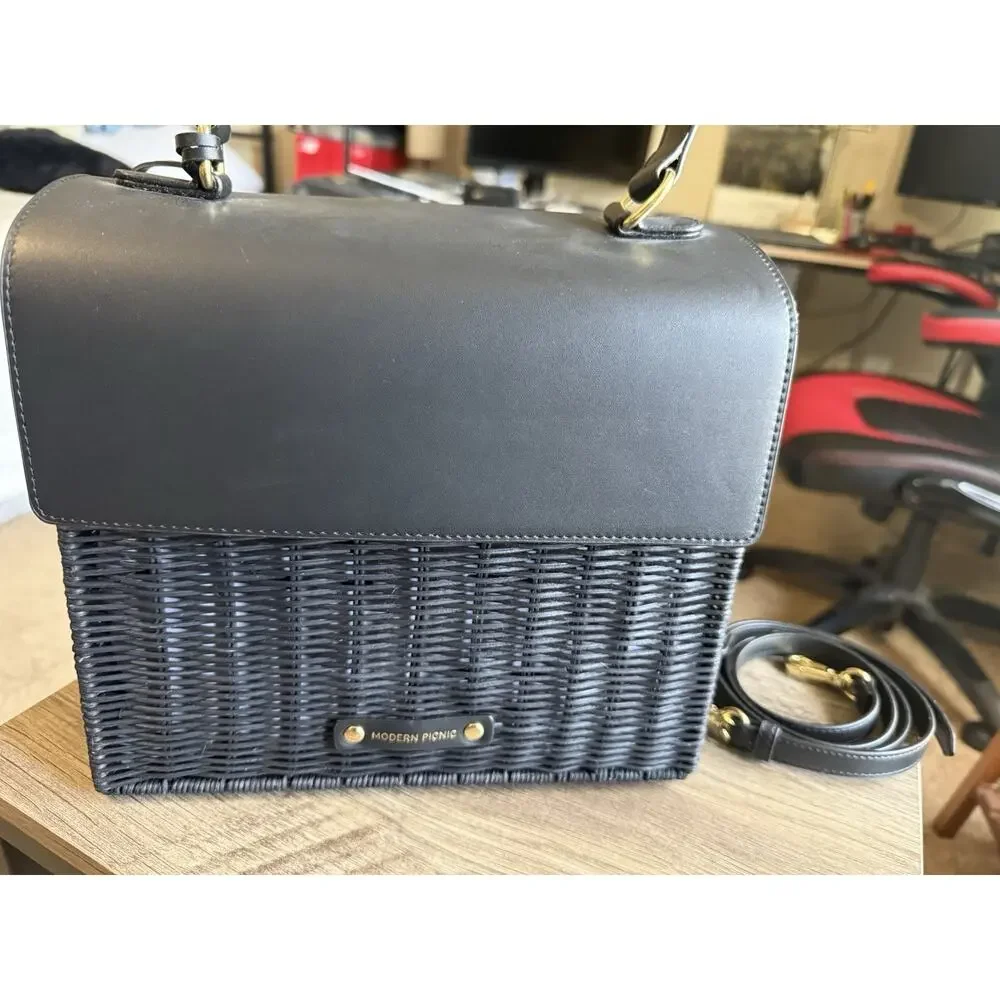 Modern Picnic The Luncher Rare Luxury Lunch Bag Black Wicker with Handle /Strap
